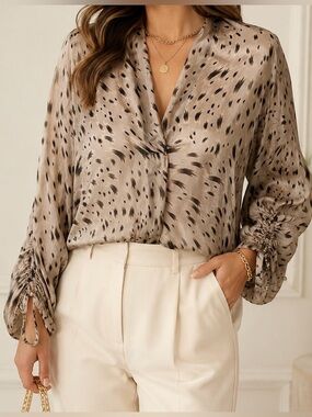 Tempo Paris Made in Italy Silk Blend Animal Print Blouse Long Sleeve sz Large